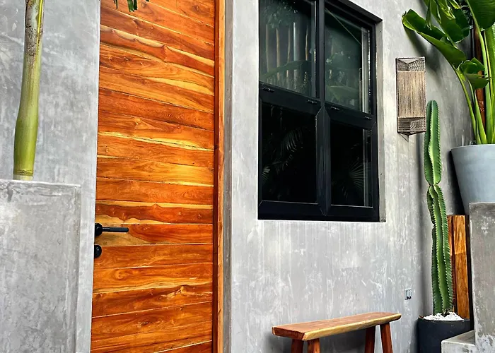 Lote4 - Lgbtq Appart hôtel 4*