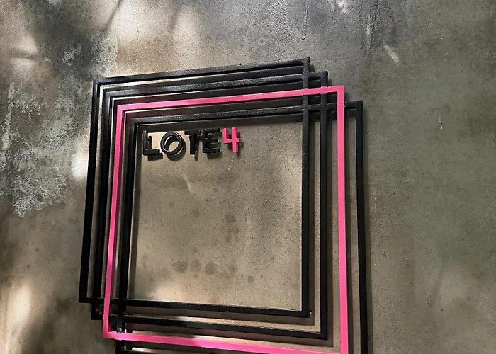 Lote4 - Lgbtq 4*